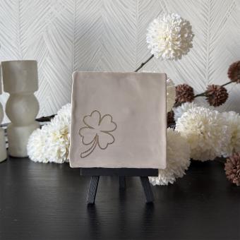 Klavertje vier, beige, goud 